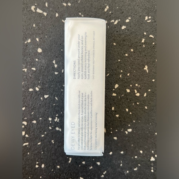 BEEKMAN 1802 | Dewey Eyed Illuminating Eye Serum - Picture 6 of 7